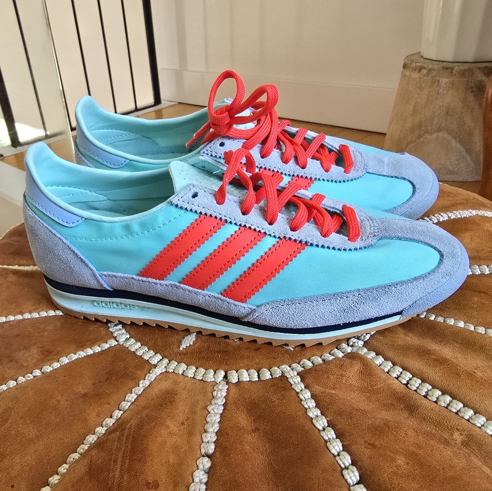 Adidas Women's Blue and Red Sneakers